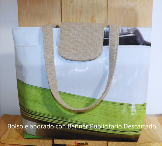 Bolso elaborado con Banner Publicitario Descartado con asa y detalle de yute por Urbanna504 